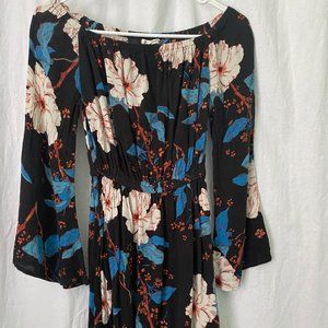 Navy Floral Bell Sleeve Romper